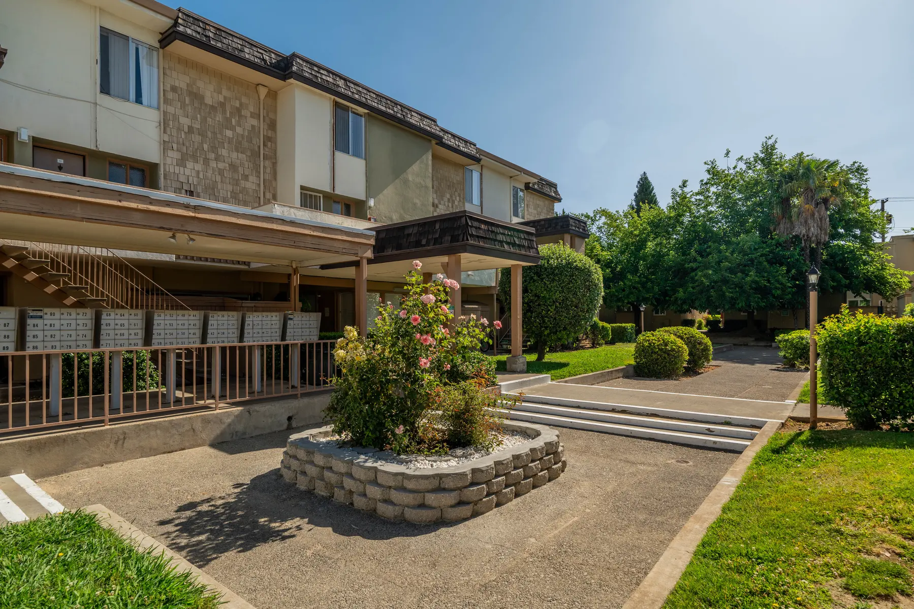 Crestview North - Housing, City, House