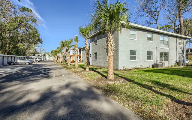 San Jose Apartments - City, Road, Street