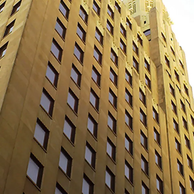 200 Carondelet - City, High Rise, Urban