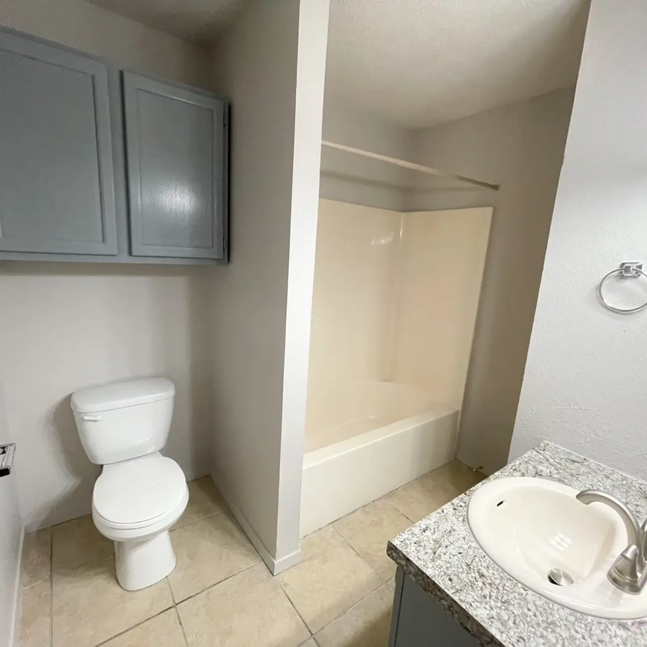 Trails Place - Corner, Room, Indoors