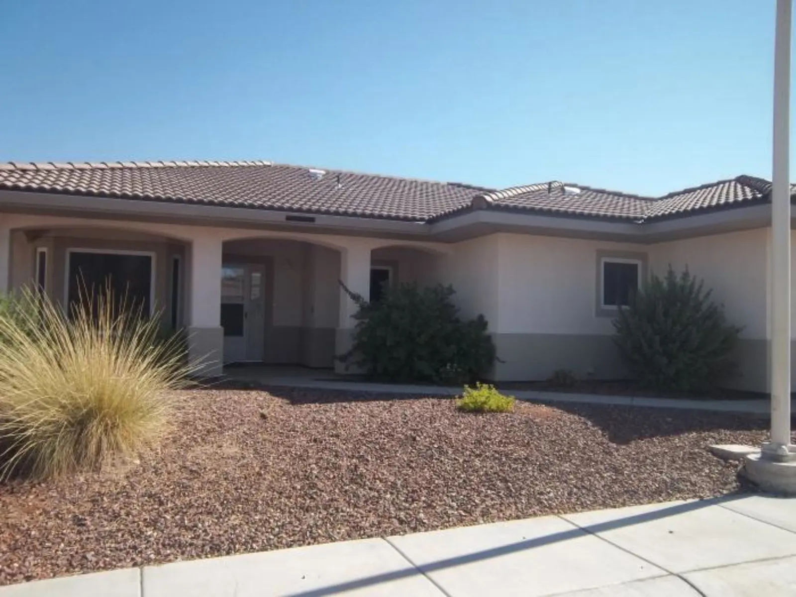 Desert Oasis Communities Desert Oasis Communities - Villa, Housing, House