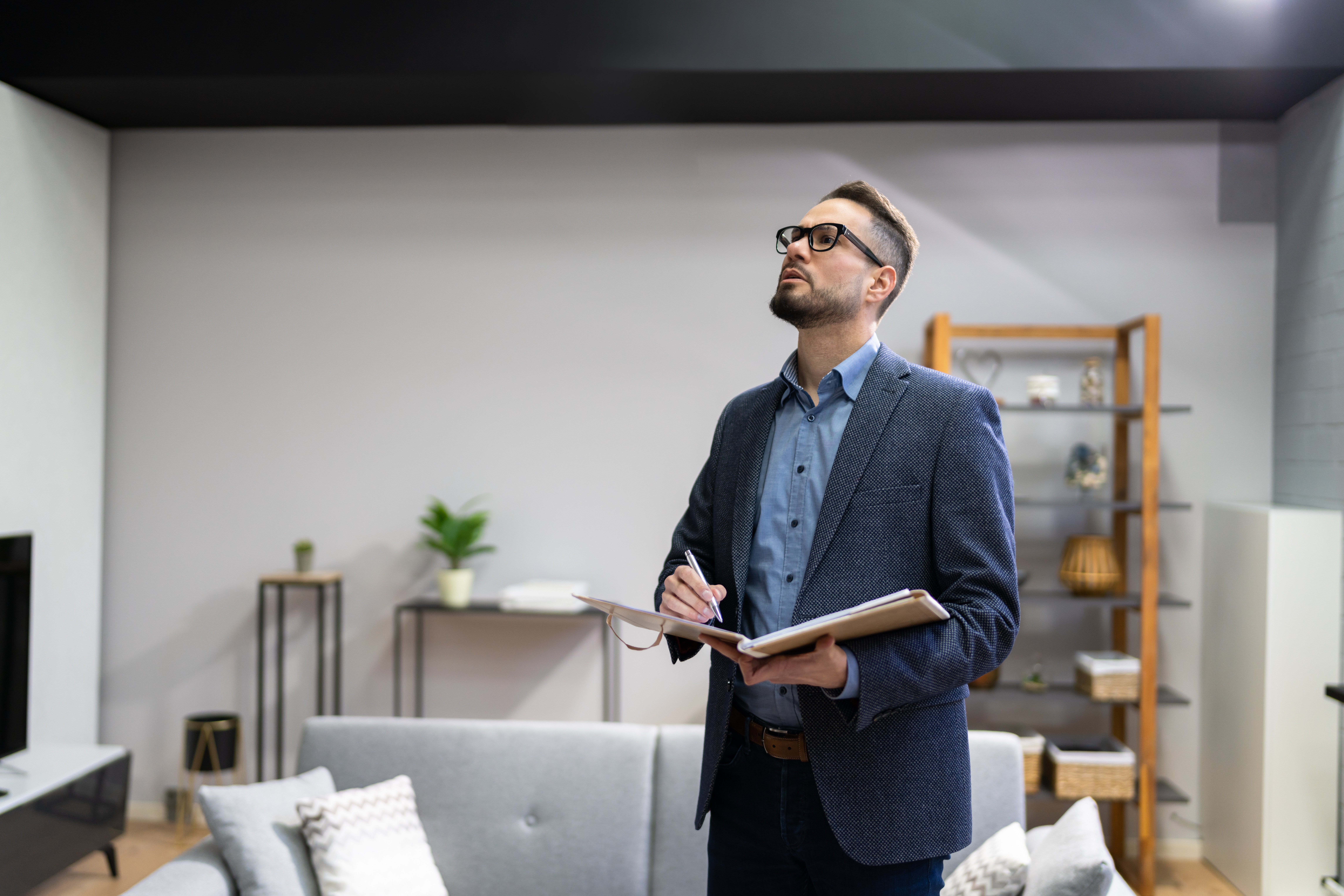 Bryten Bryten - Executive, Person, Adult