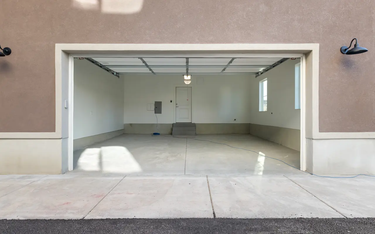 L59 Apartments L59 Apartments - Floor, Indoors, Garage