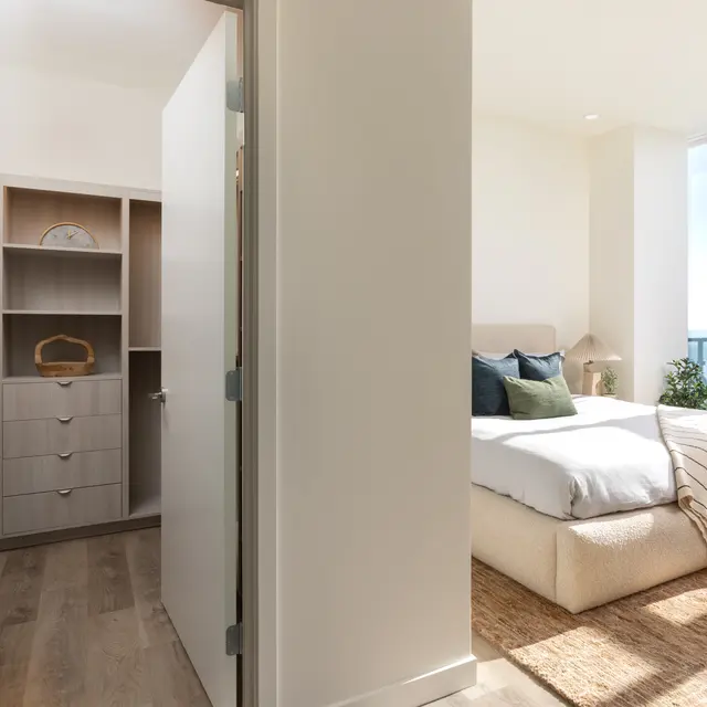 West SD - Penthouse Closet