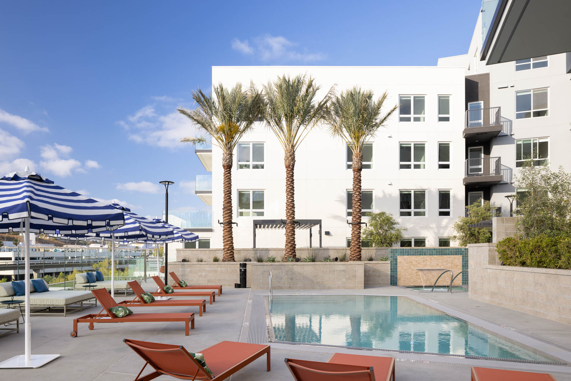 Ruby - City, Condo, Hotel