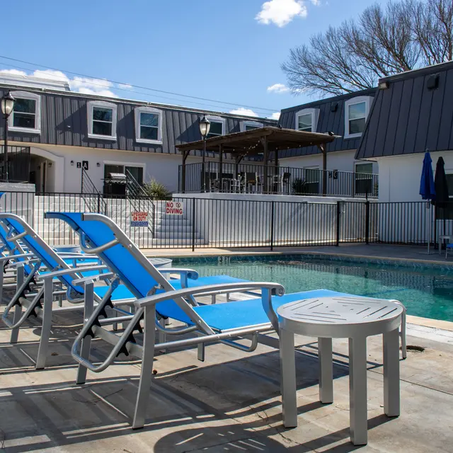 Mueller Crossing - Hotel, Scenery, Outdoors