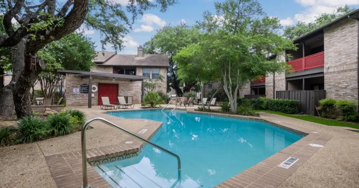Stratton Park Apartments