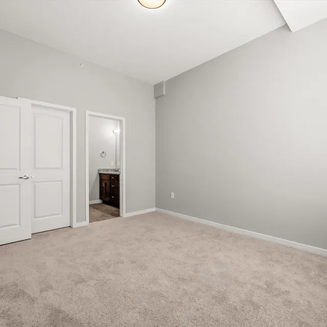 41-Primary Bedroom - Unit 2.jpg 41-Primary Bedroom - Unit 2.jpg