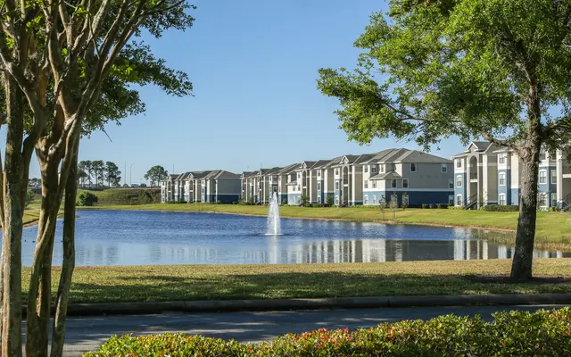 Pinnacle Cove - Water