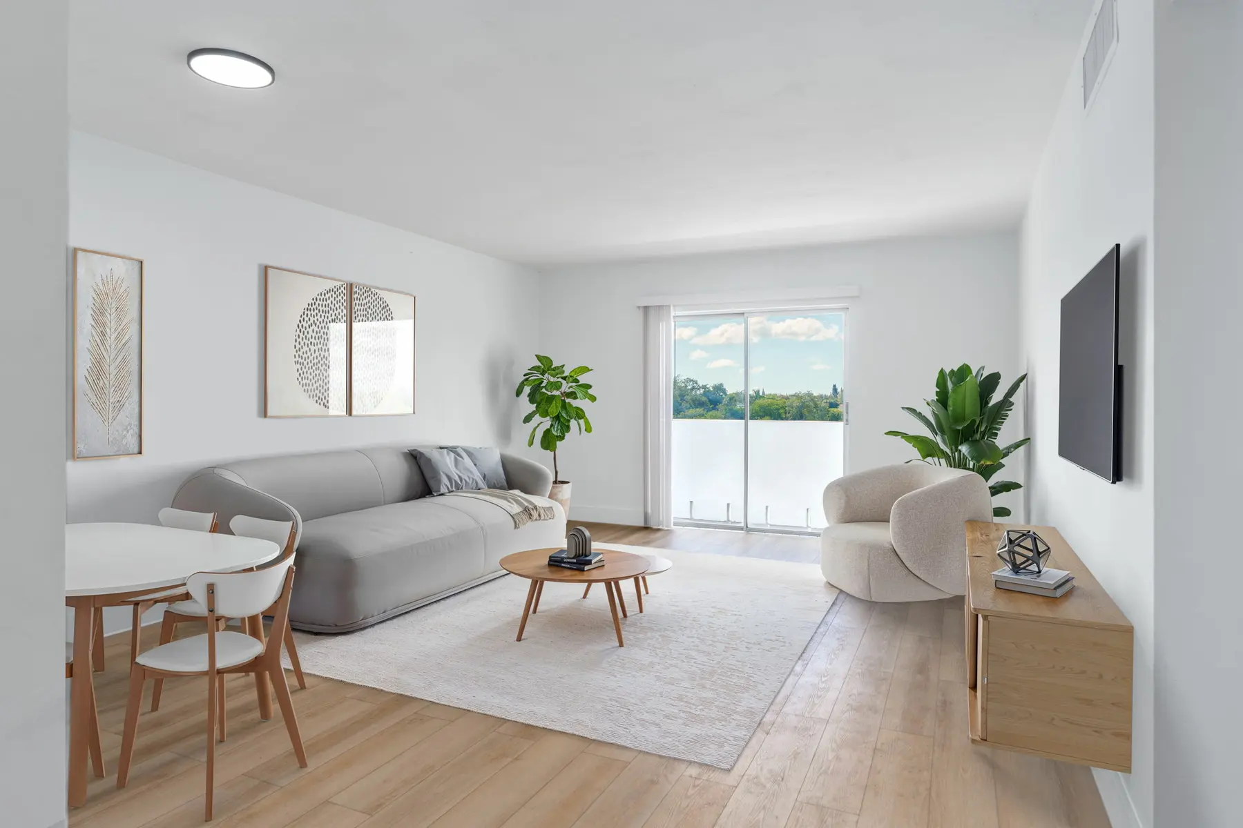 Living Room - Lakeshore Presidential Apartments