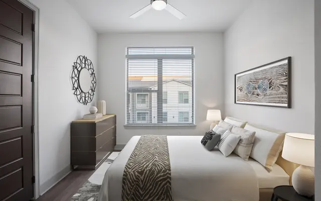 Inkwell Watters Creek - Corner, Home Decor, Indoors