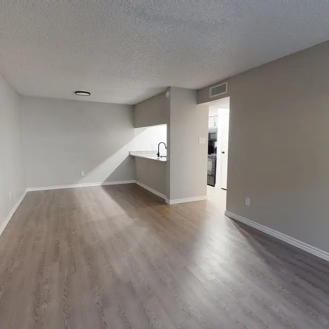 Skylar Pointe Apartments and Townhomes - Floor, Flooring, Indoors