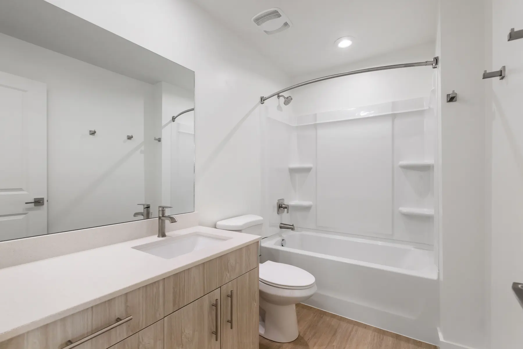 L59 Apartments L59 Apartments - Indoors, Sink, Bathing