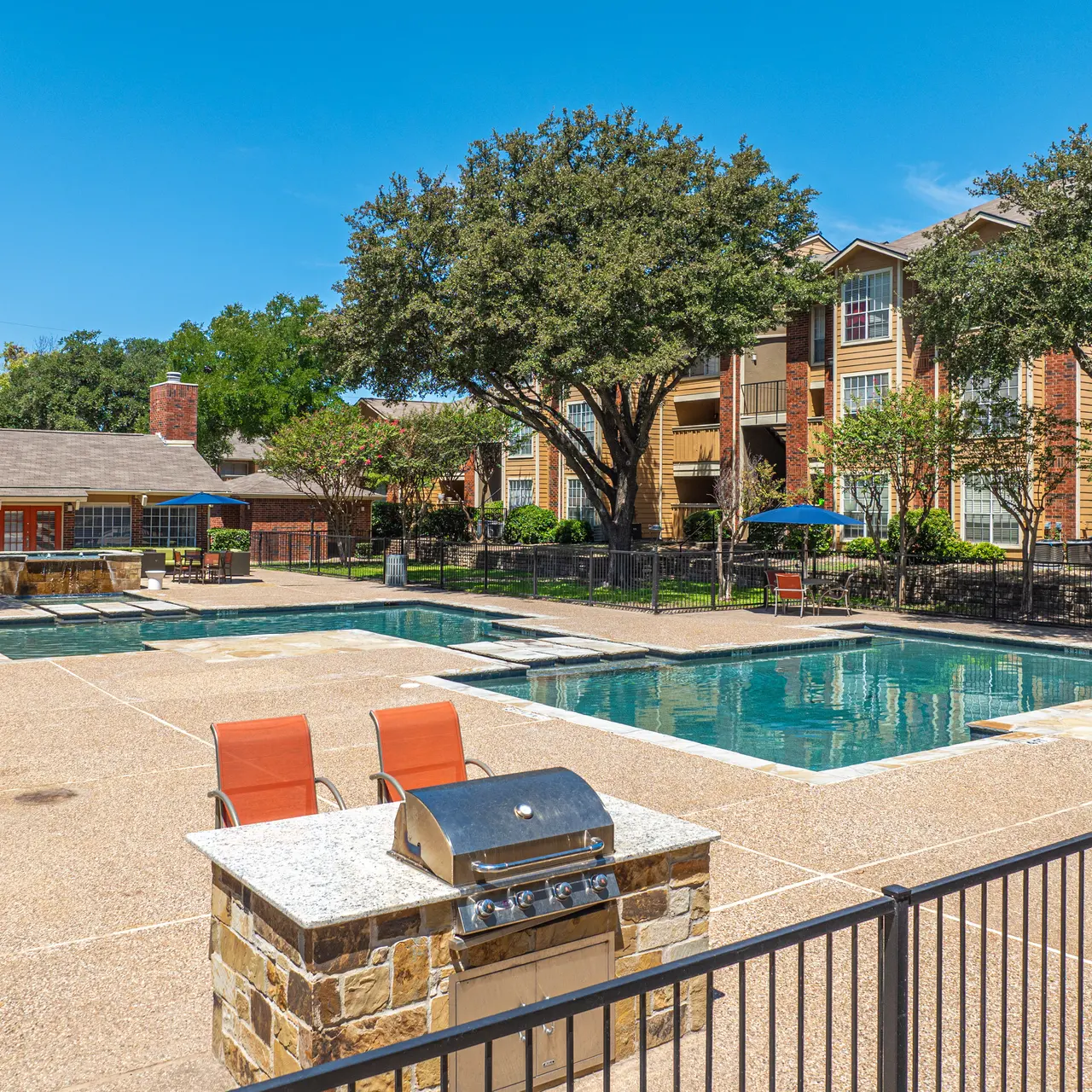 Pool Area Bridgeport Apartments - Pool, Water, Backyard