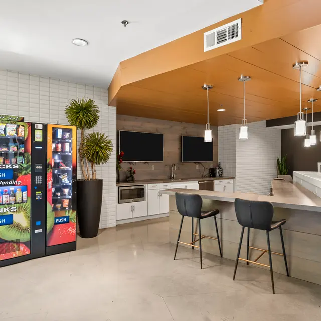 SYNC at Perimeter - Restaurant