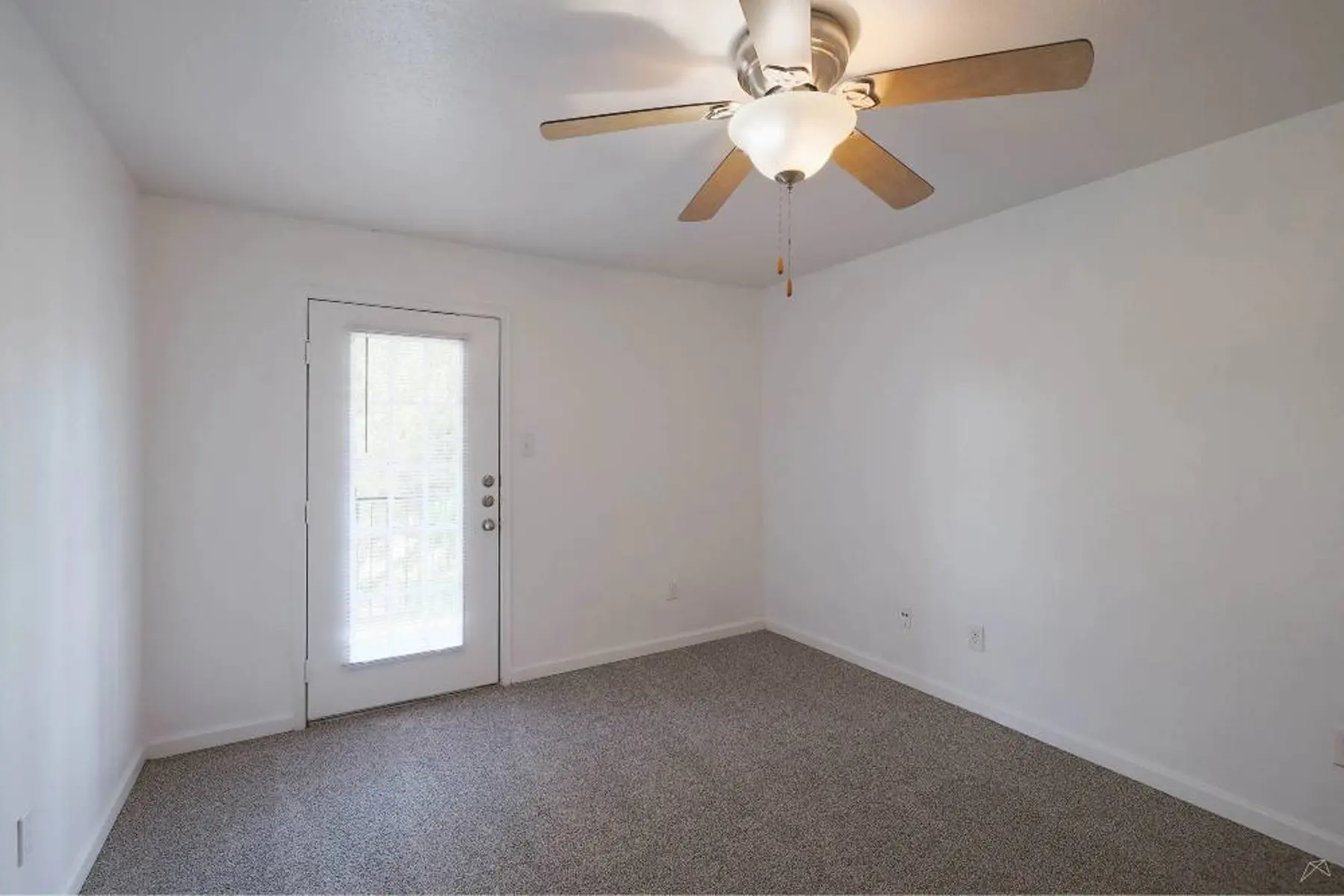 p2527064_Lexington_Hills_2bed_2bath_A_17_2_FloorPlan.jpg