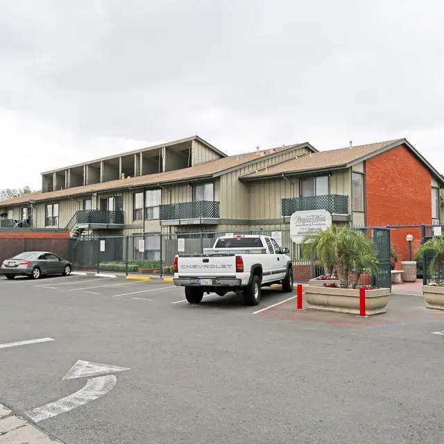 Regency West Apartments - Neighborhood, License Plate, Vehicle