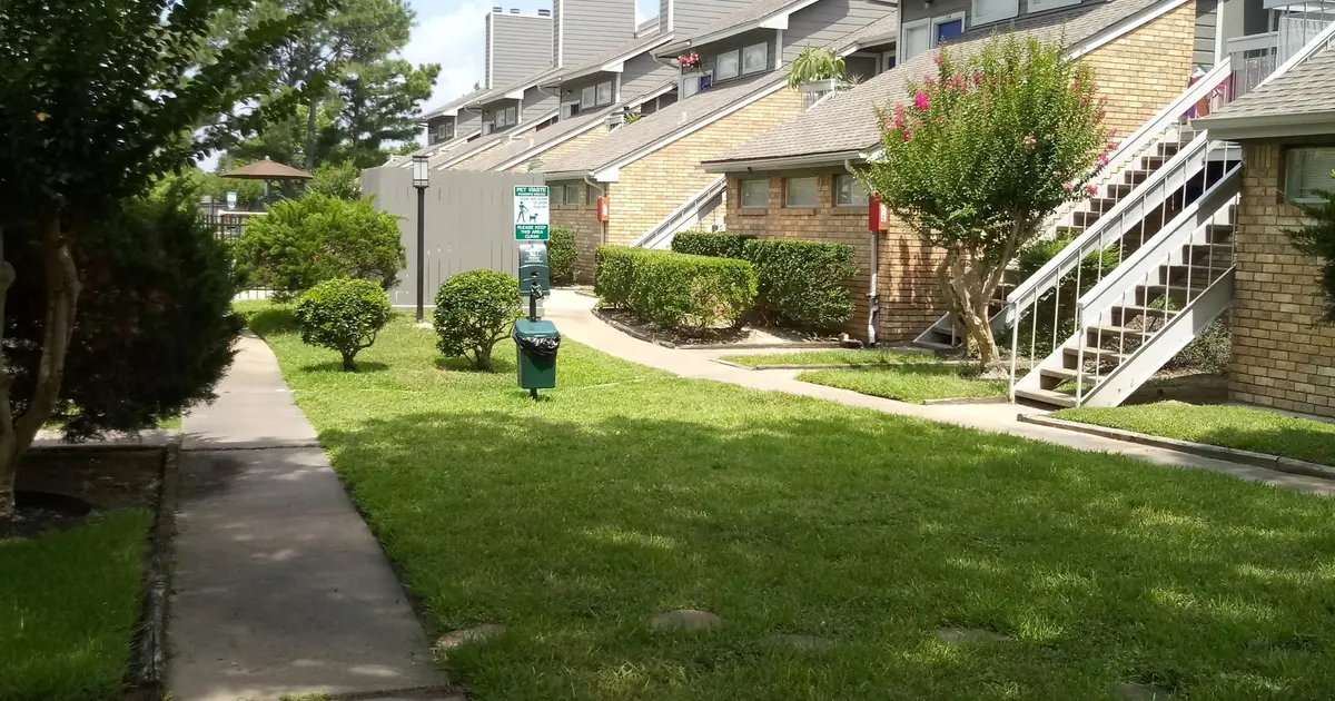 Willow Run Townhomes in Houston, TX