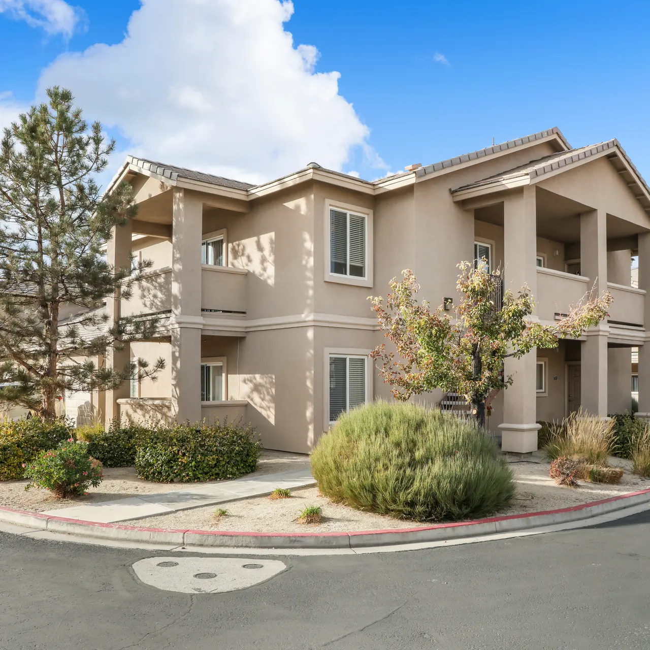 Horizons at South Meadows - Neighborhood, City, Condo