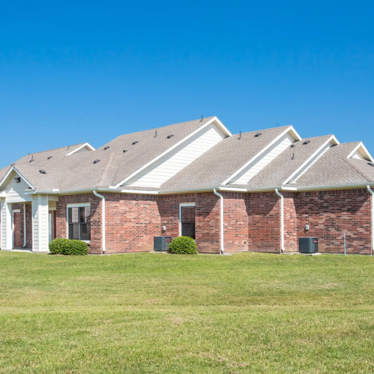 Legacy Senior Housing Legacy Senior Housing - Grass, Plant, Lawn