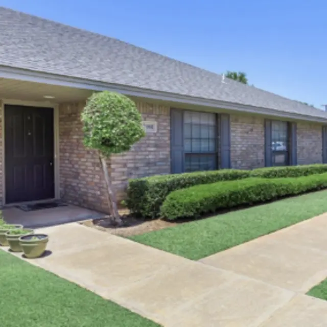 Crescent Village North and South - Grass, Backyard, Nature