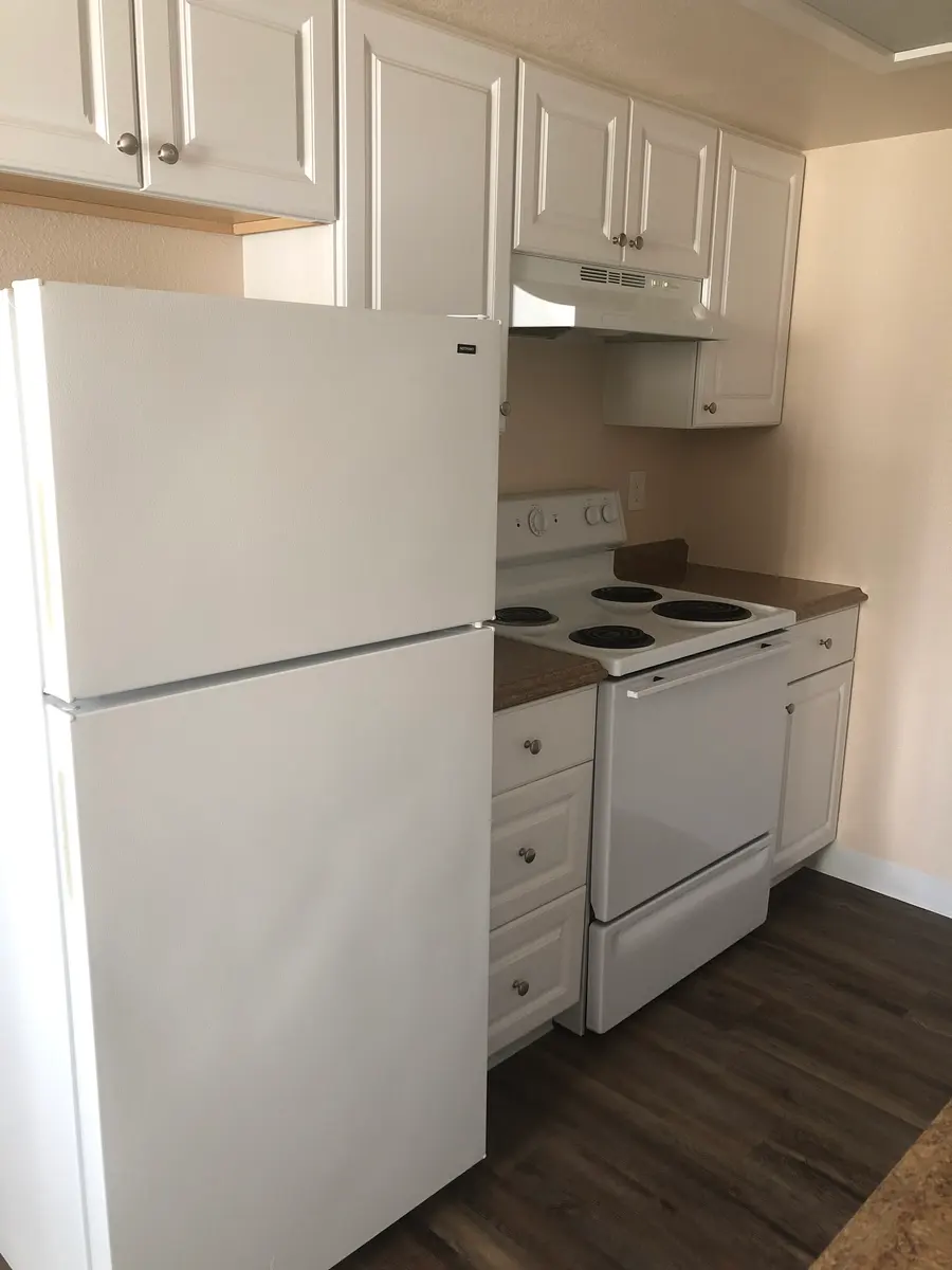 Myrtle Creek - Room
