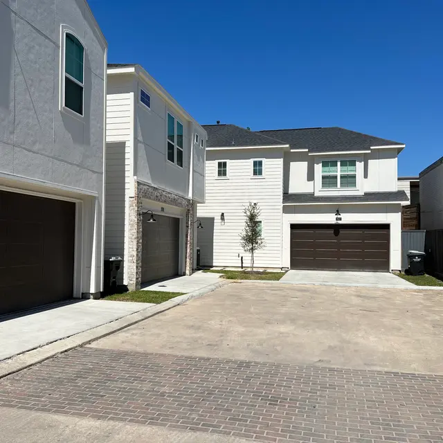 ACODA Spring Branch ACODA Spring Branch - Indoors, Garage, Lamp