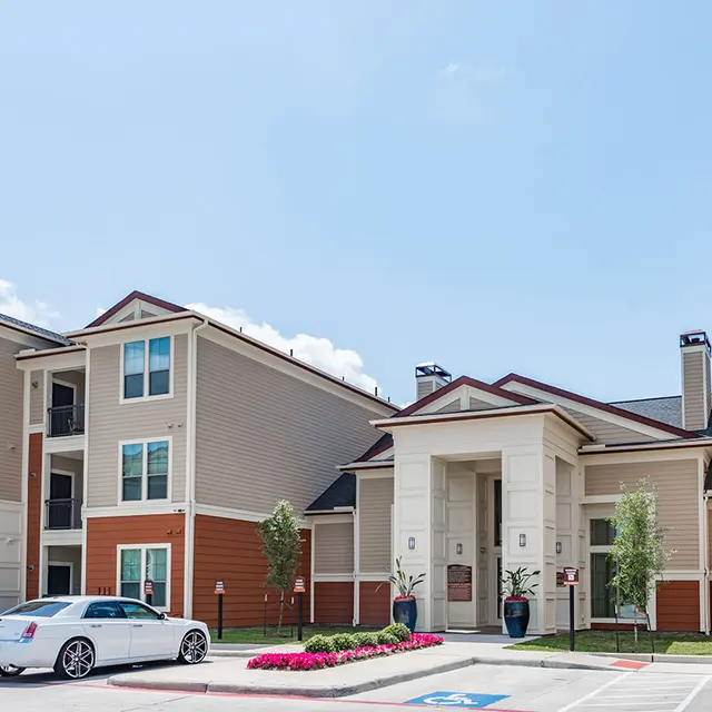 Smart Living At Telephone - Suburb, Car, Vehicle