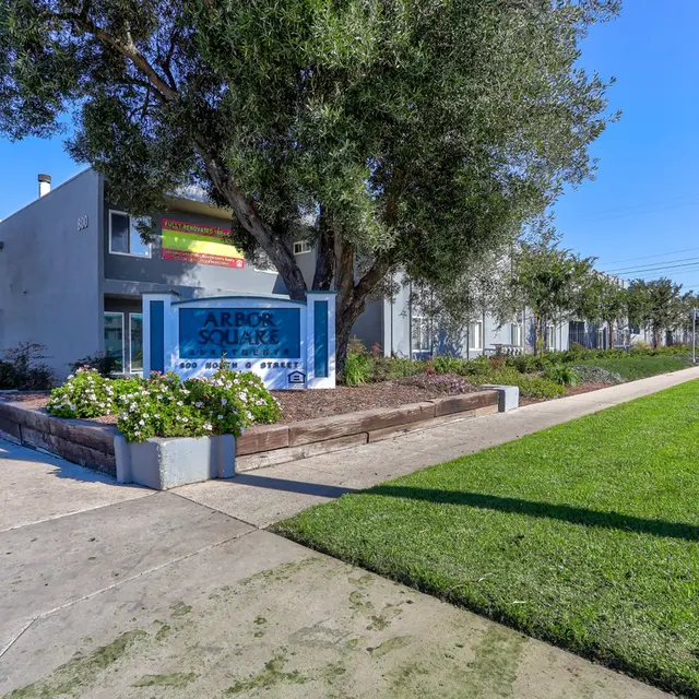 Arbor Square Apartments - City, Grass, Neighborhood