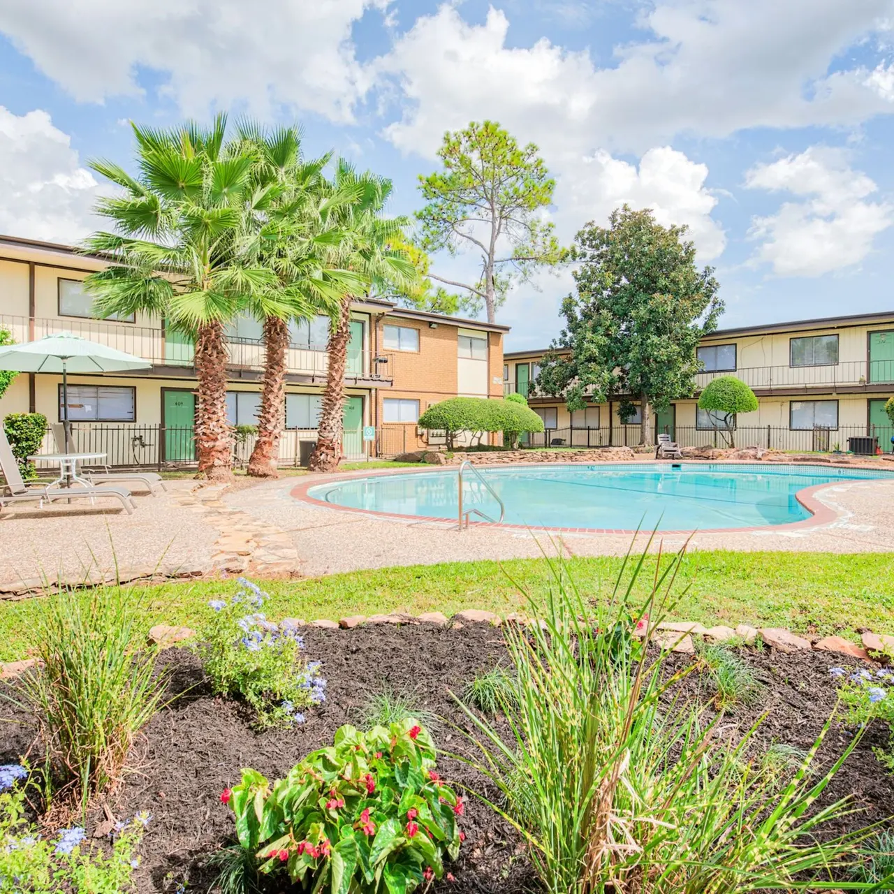 La Serena Apartments - Pool