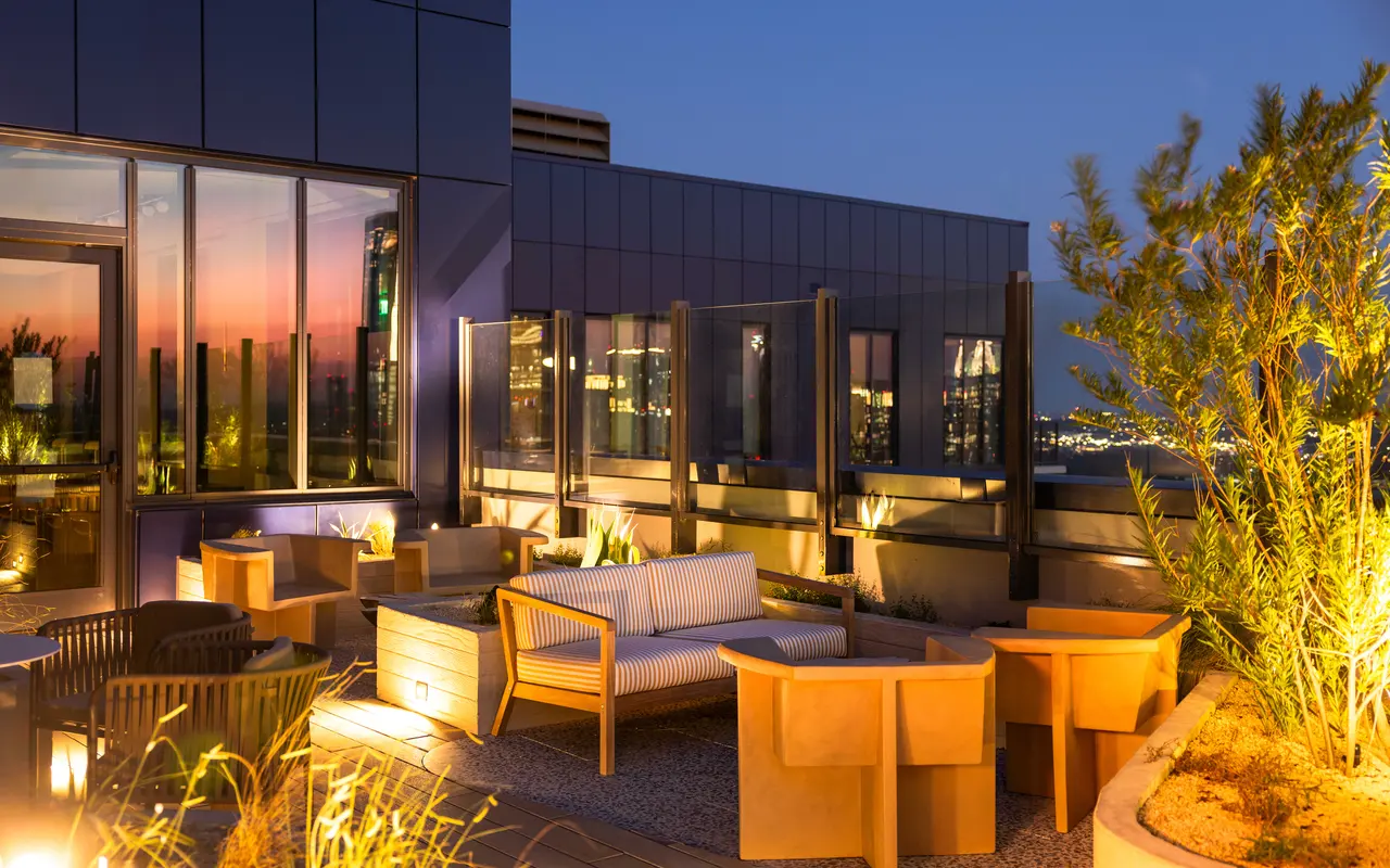 The Waller The Waller - Building, Furniture, Indoors