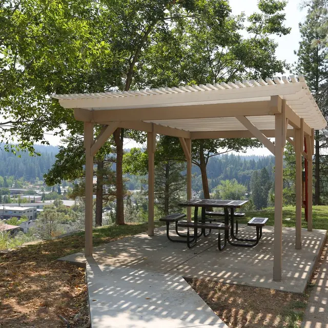 Berryhill Berryhill - House, Housing, Porch