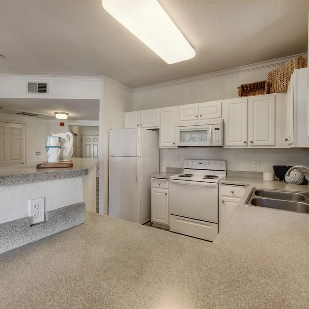 The Fremont Building - Room, Flooring
