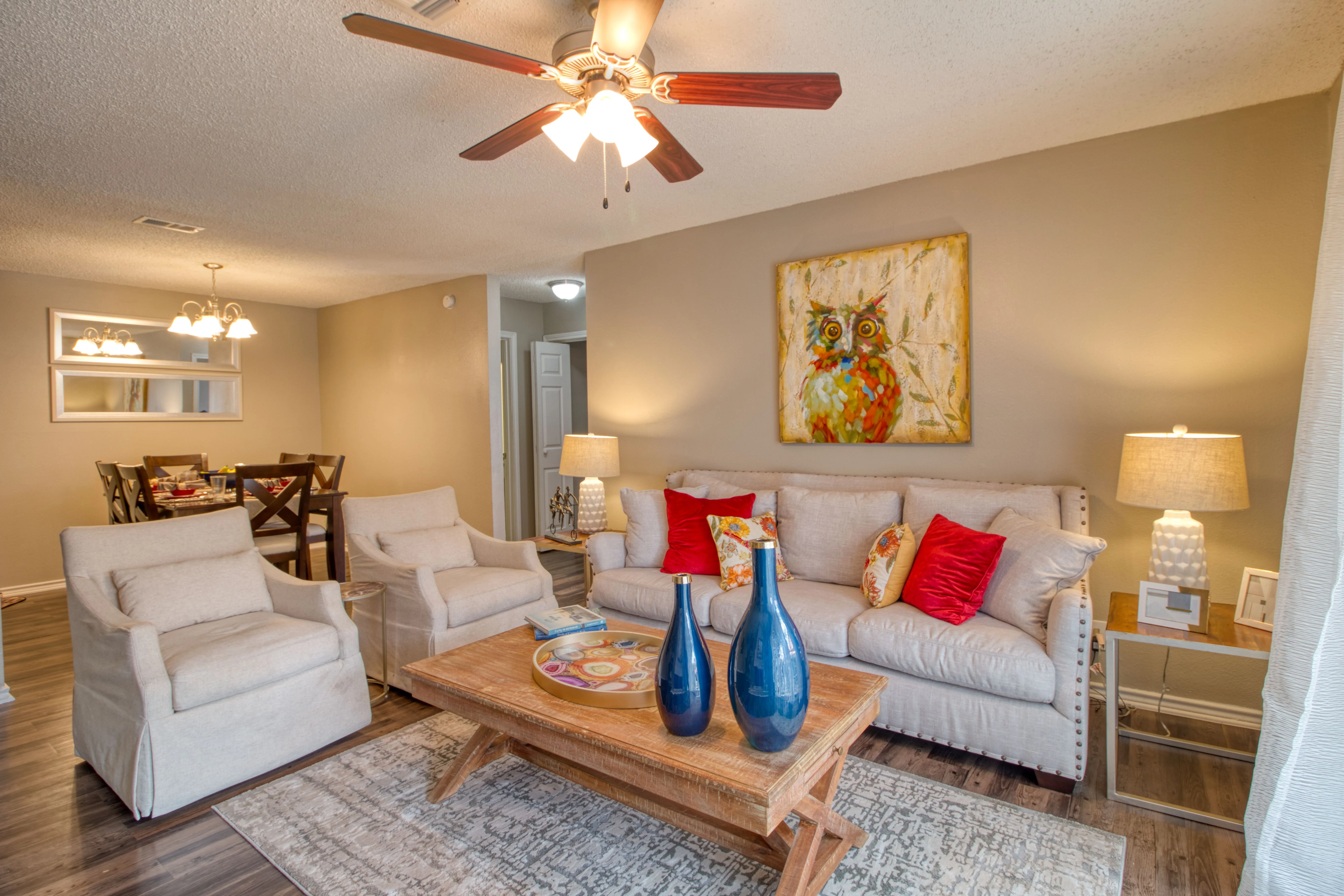 4000 Horizon Hill - Rug, Room, Wood