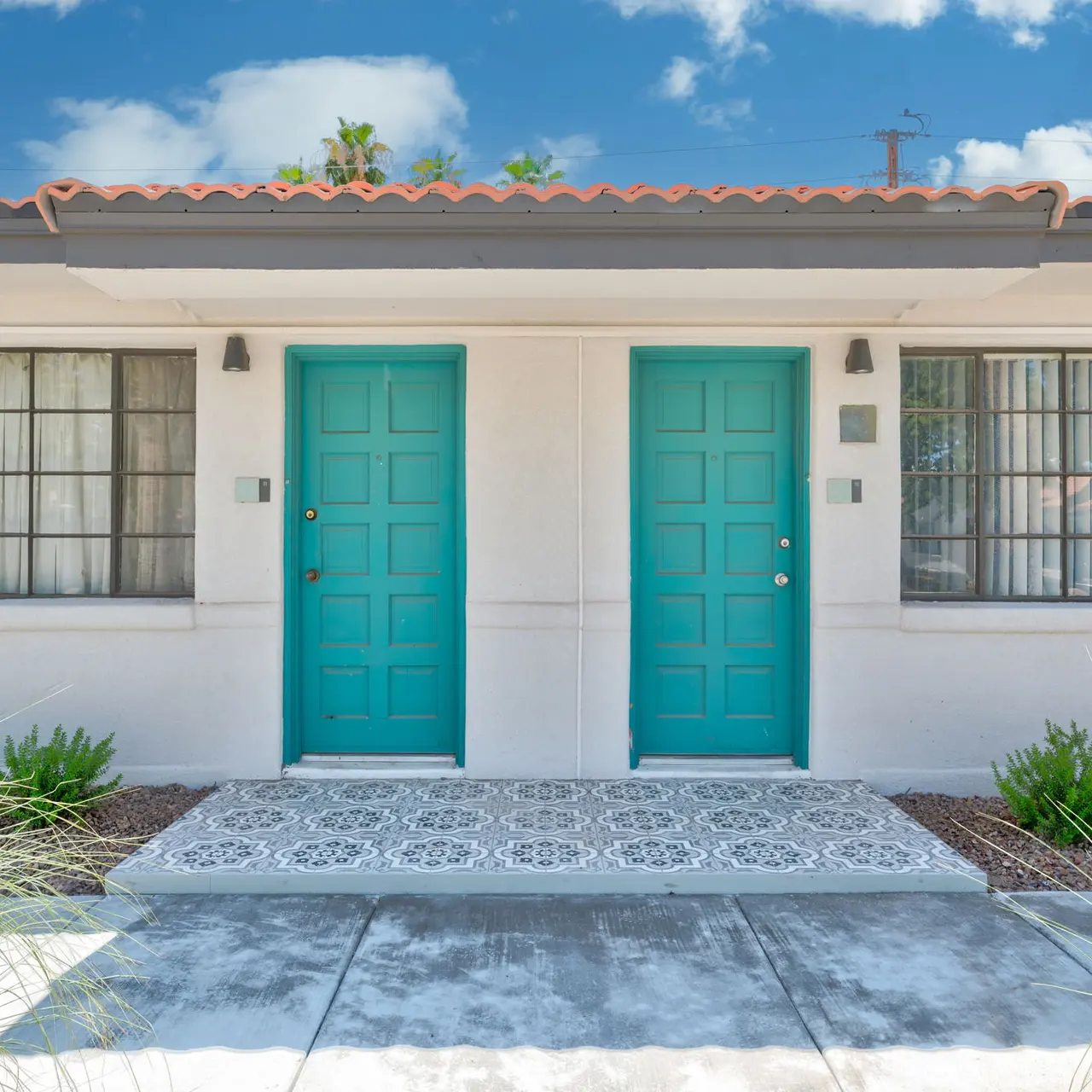 Echelon Echelon - Door, Home Decor