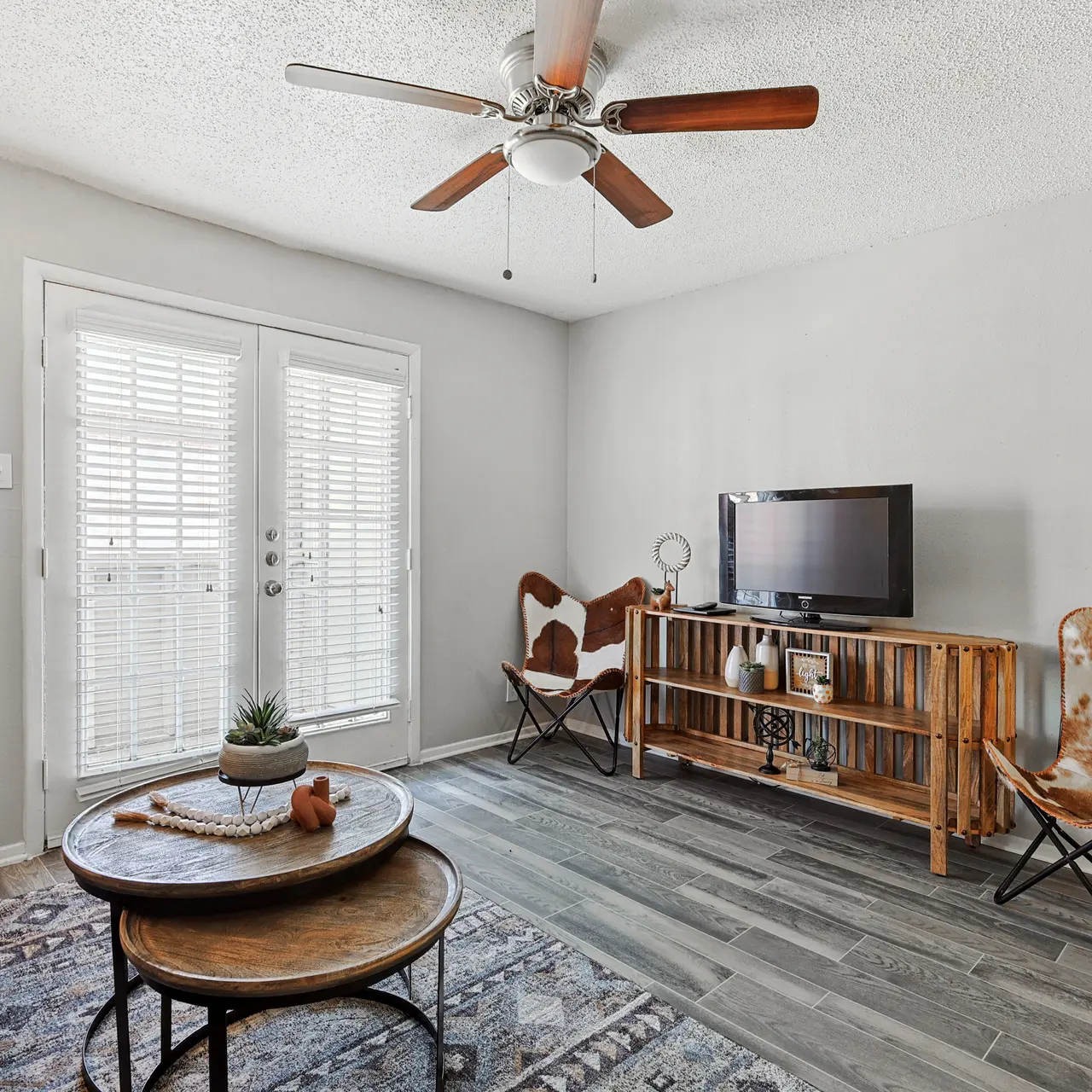 12-2014 Remington Dr Final-12.jpg