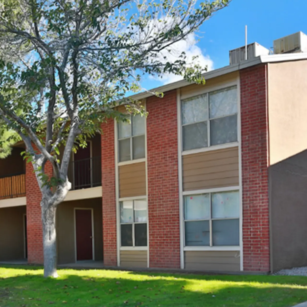Las Lomas Apartments - City, Neighborhood, Urban