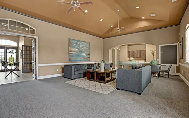 Vista Monterey Apartment Homes Vista Monterey Apartment Homes - Room, Floor