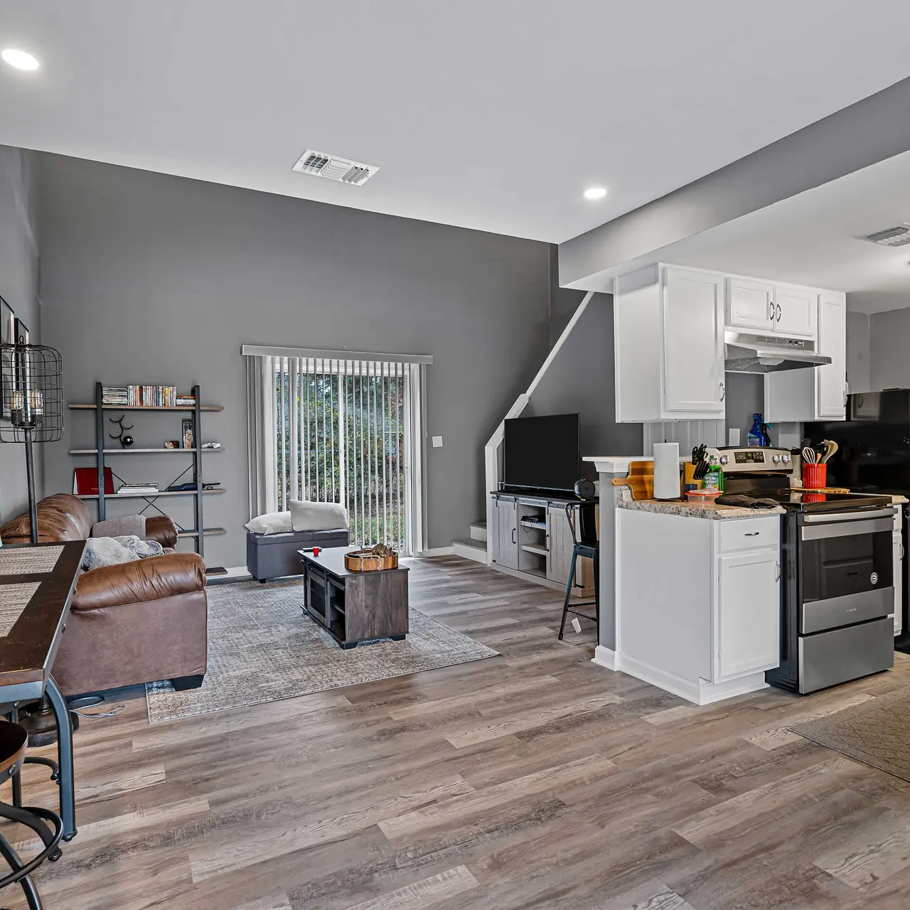 Haltere at Monroe - Indoors, Interior Design, Floor