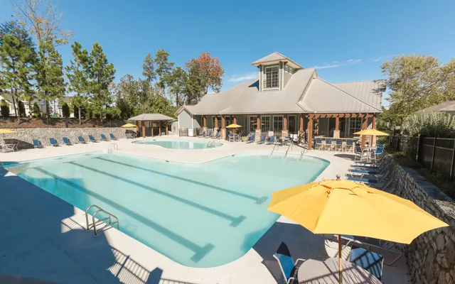 Discovery at Mountain View- Pool