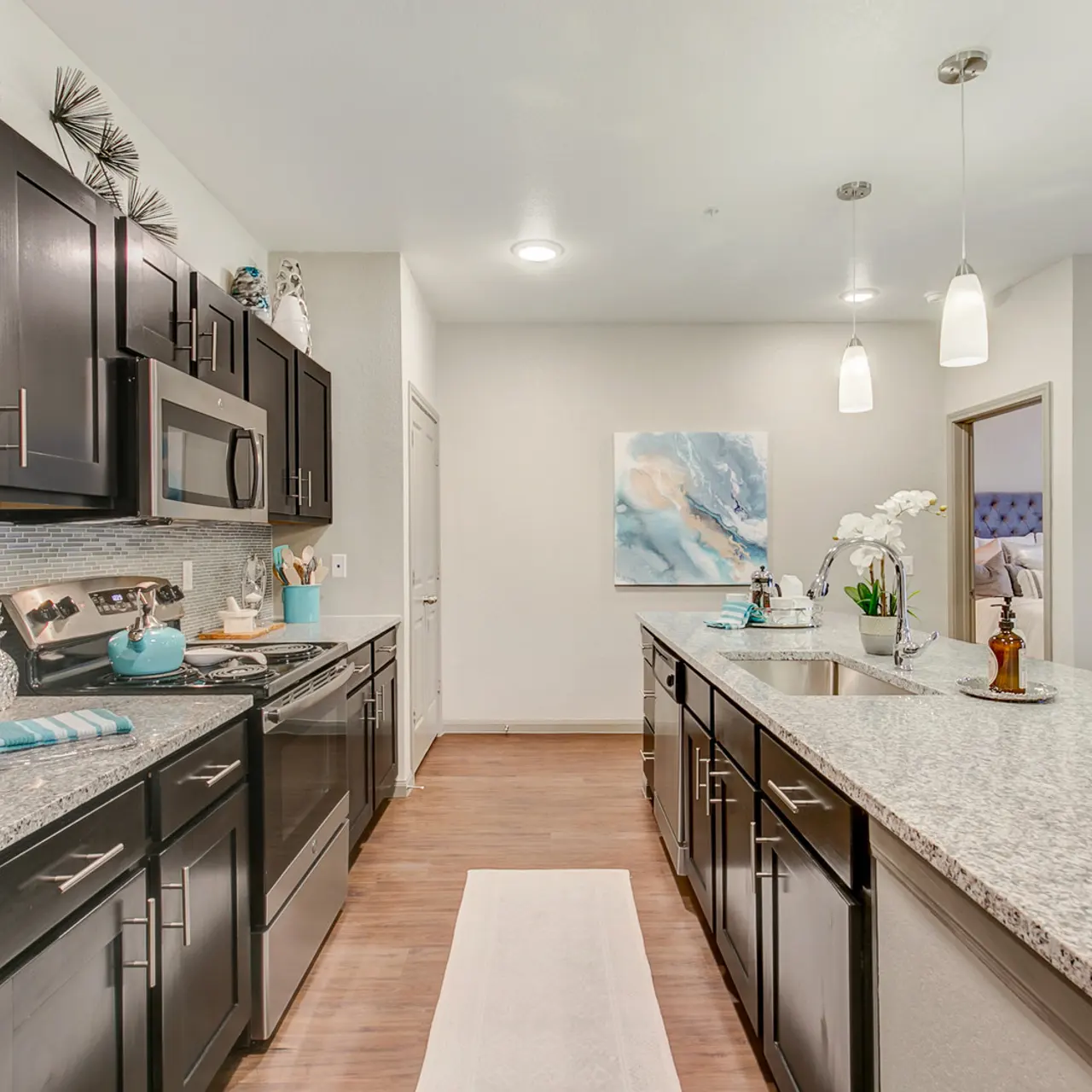 Park at Crystal Falls - Room