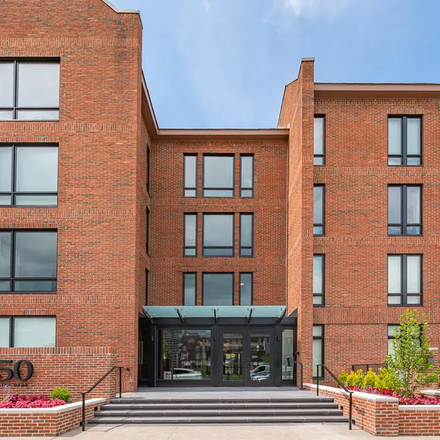 550 At Lytle Park - City, Apartment Building, Building