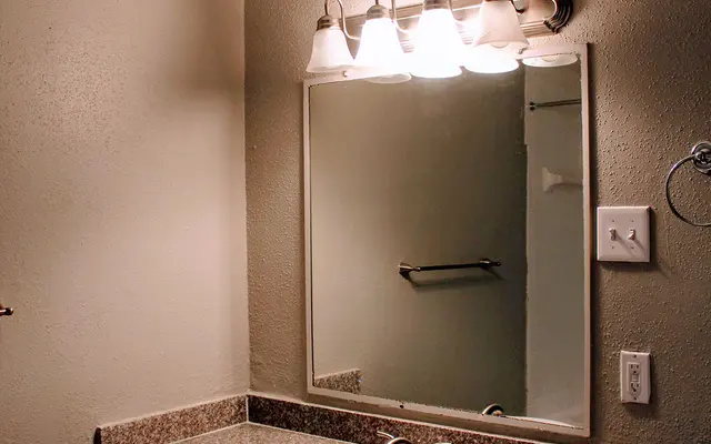 Northwest Corners - Bathroom