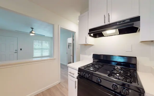 Casa Tremont - Cooktop, Indoors, Room