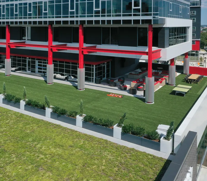 Vantage - Outdoor Terrace Vantage - Outdoor Terrace