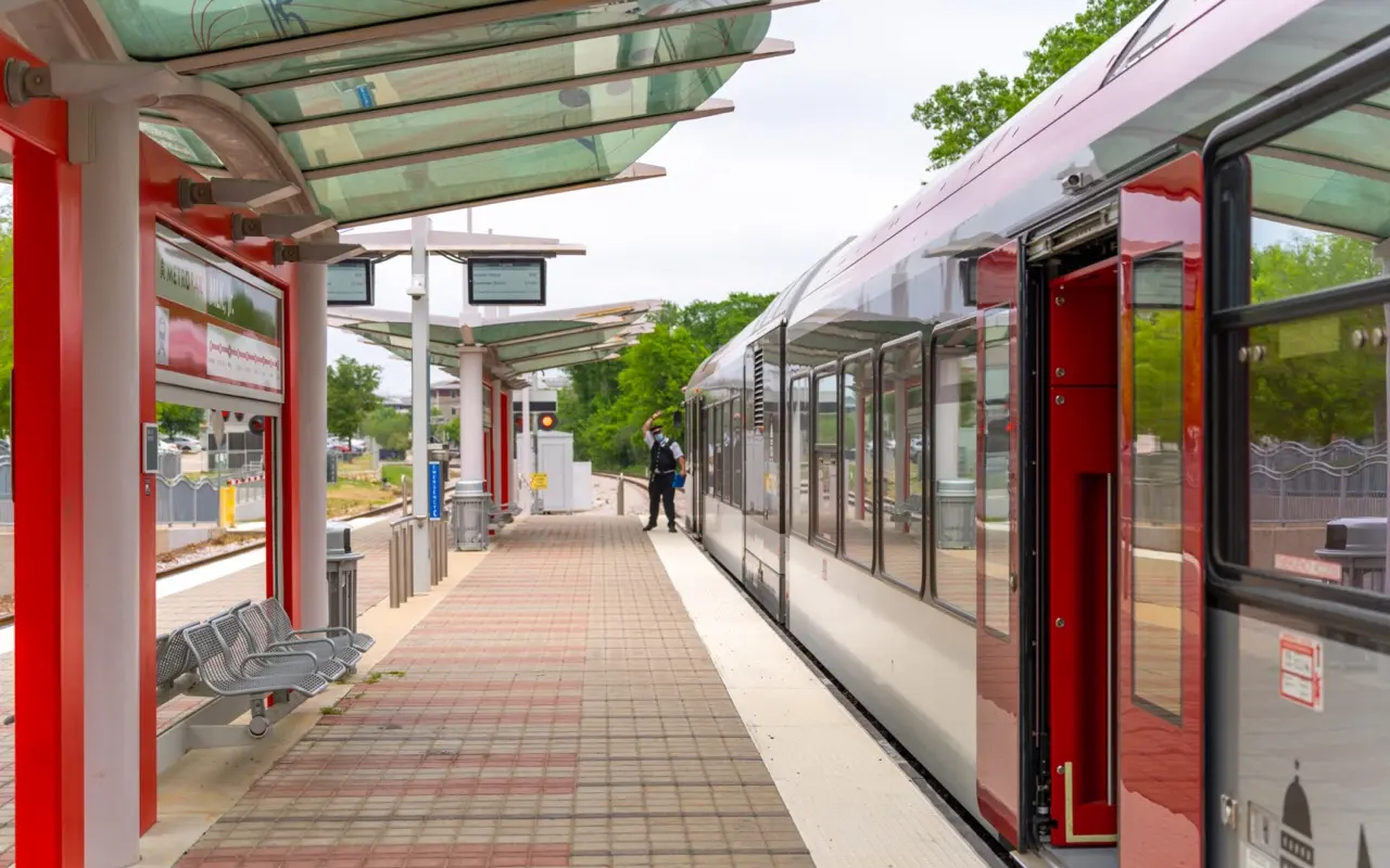 MLK Highline - Train