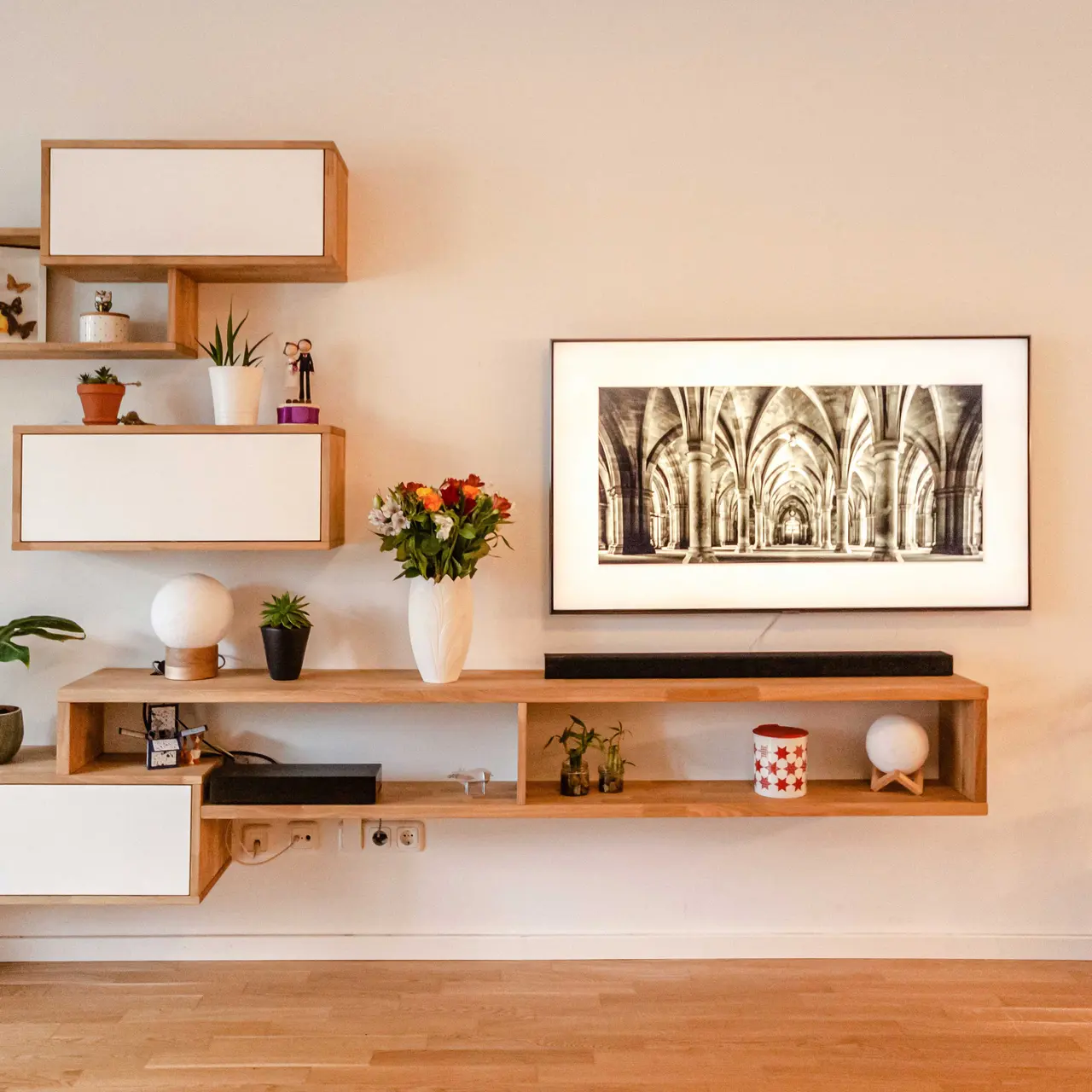 Wind Ridge - Interior Design, Wood, Plant