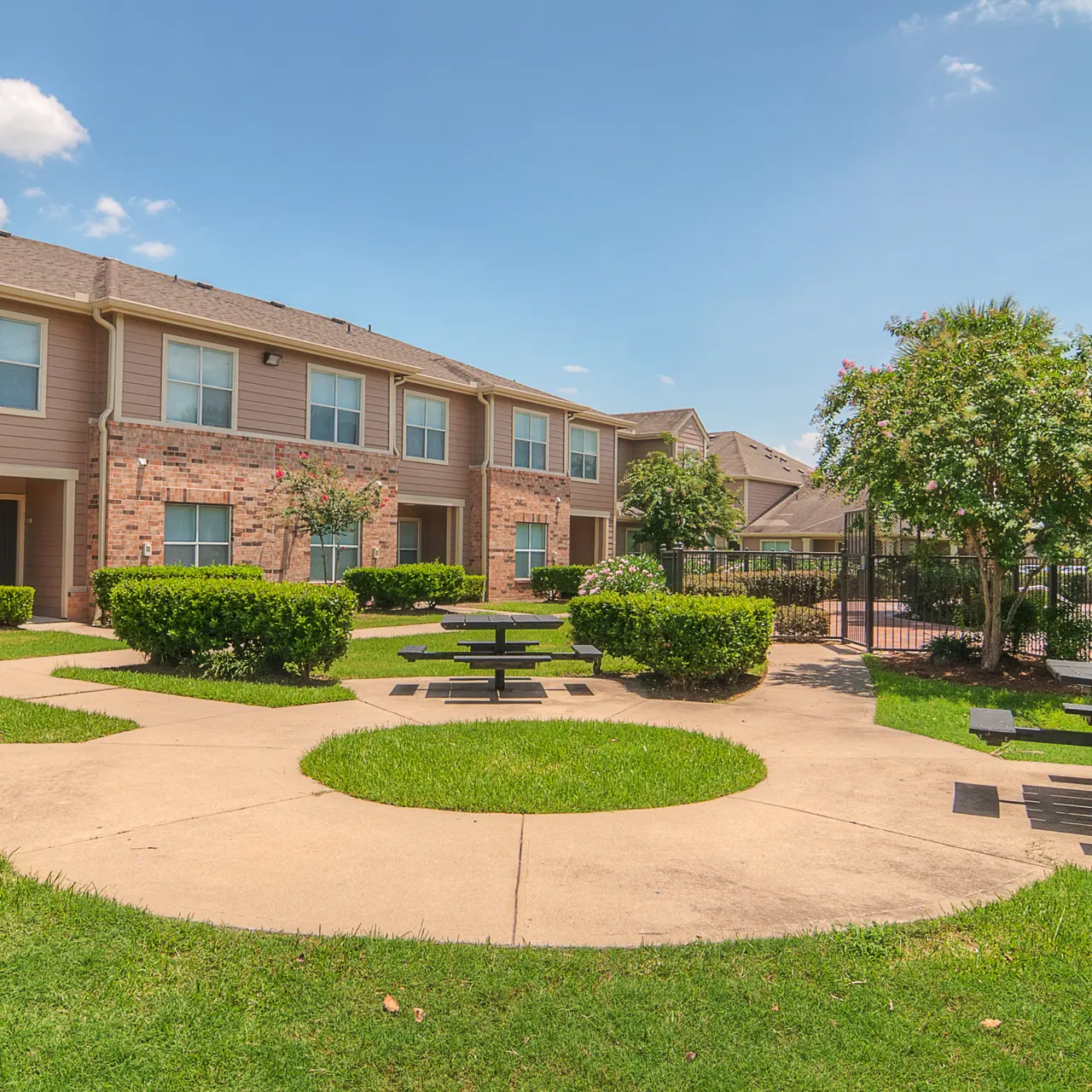 Highland Meadow Village Highland Meadow Village - Grass, Neighborhood, City