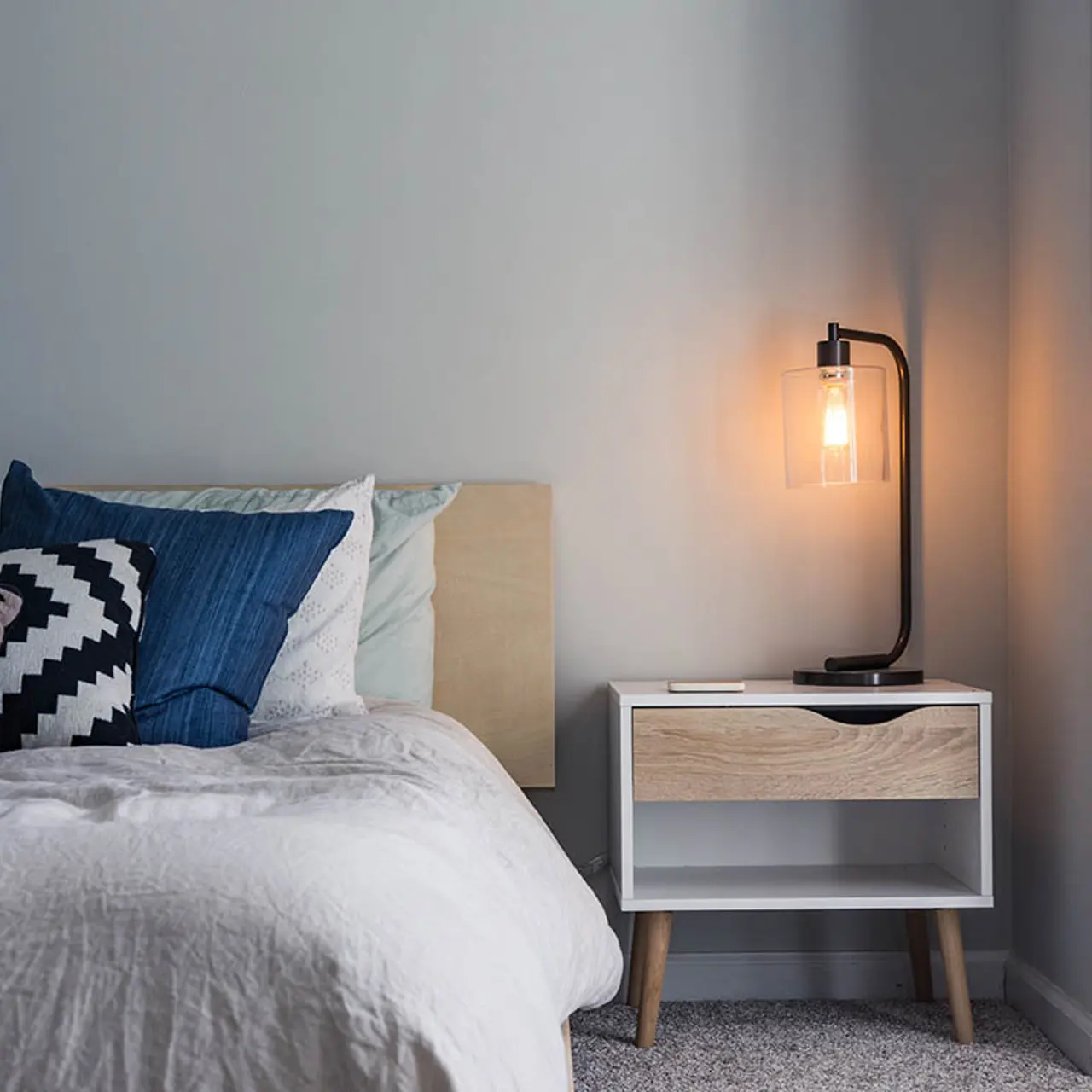 Riverway Apartment - Bed, Furniture, Bedroom