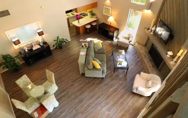 Sommerset Sommerset - Living Room, Room, Flooring